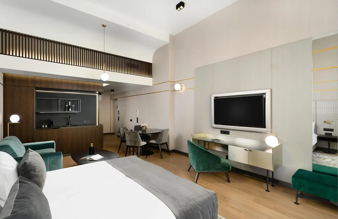 Emerald Downtown Luxury Suites By Continental Group-1